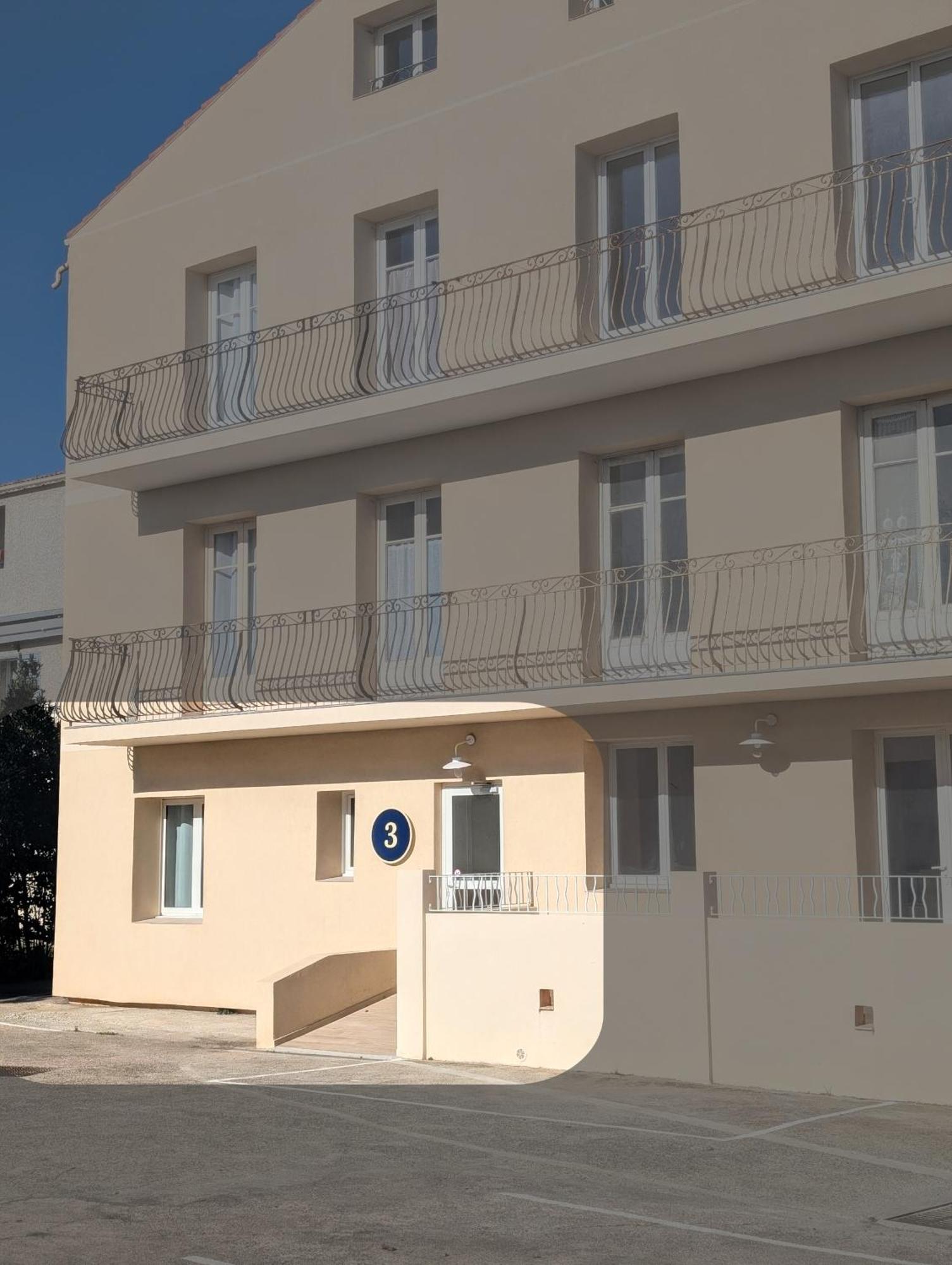Hotel Flor Saint-Florent  Ngoại thất bức ảnh